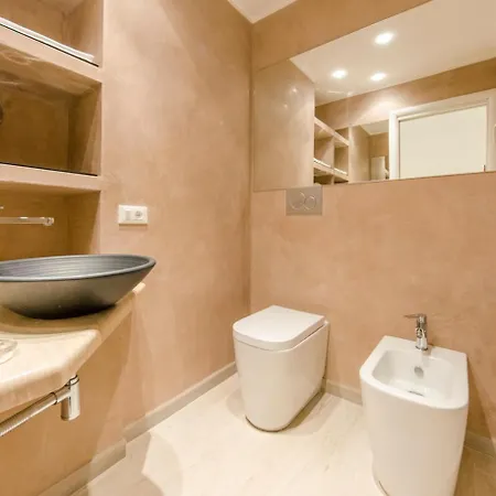 Altido Elegant House For 4, With Garden In * Garlenda