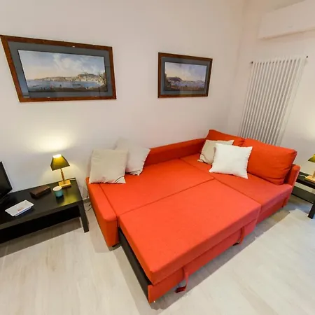 Altido Elegant House For 4, With Garden In *